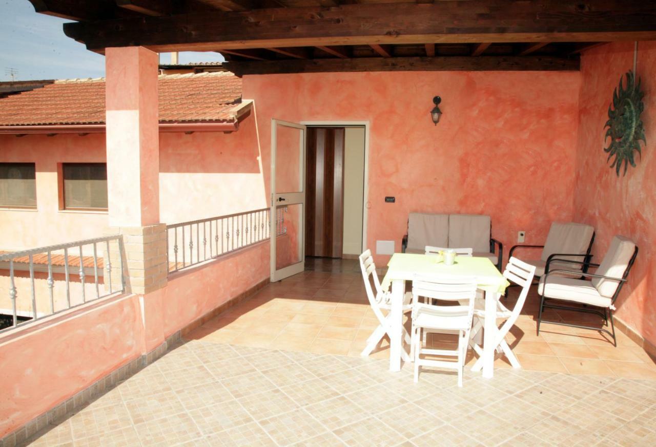 L'Isola Felice Apartment مونسيرّاتو المظهر الخارجي الصورة