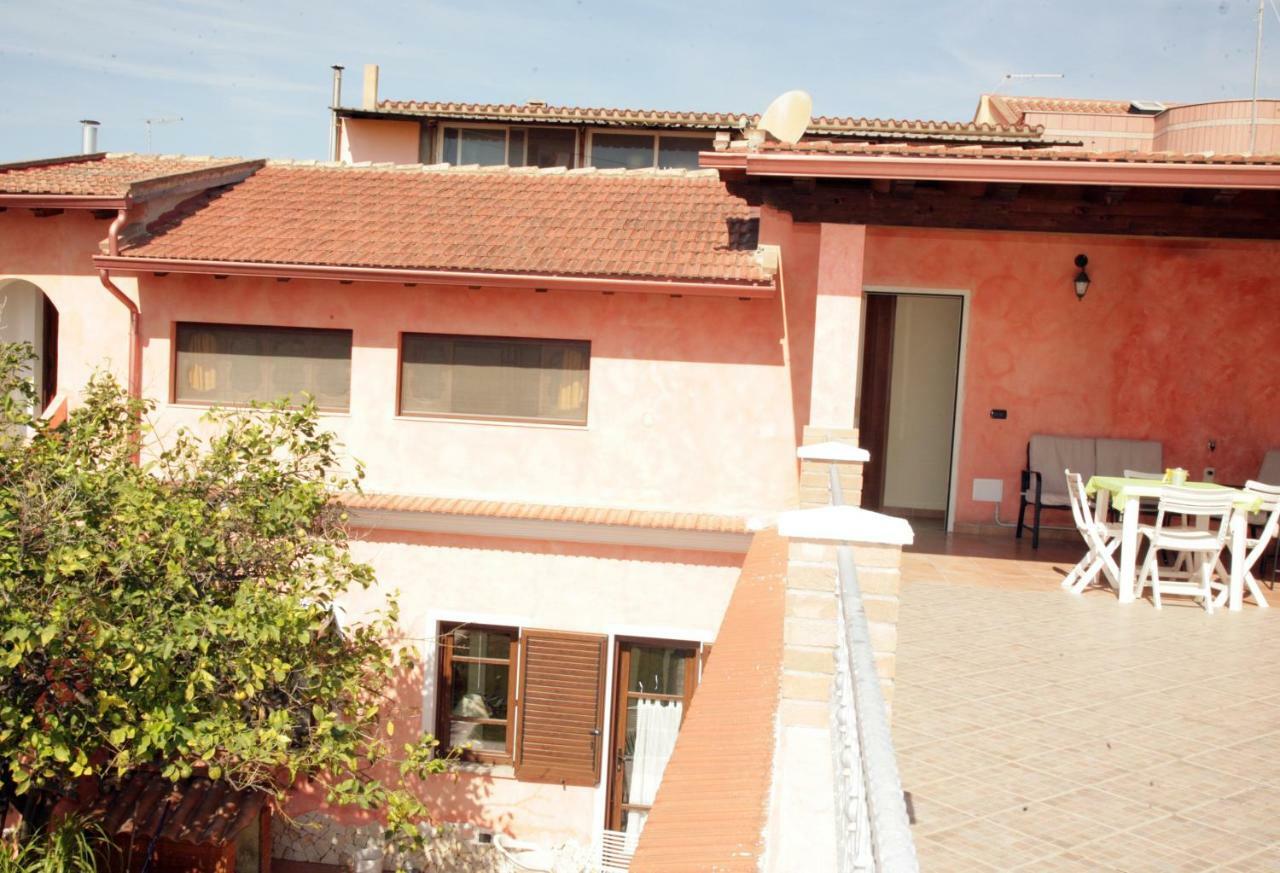 L'Isola Felice Apartment مونسيرّاتو المظهر الخارجي الصورة